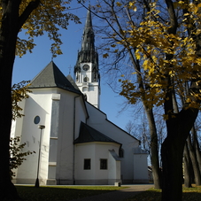 Szűz Mária Mennybevétele római katolikus templom Szlovákia legmagasabb templomtoronyával