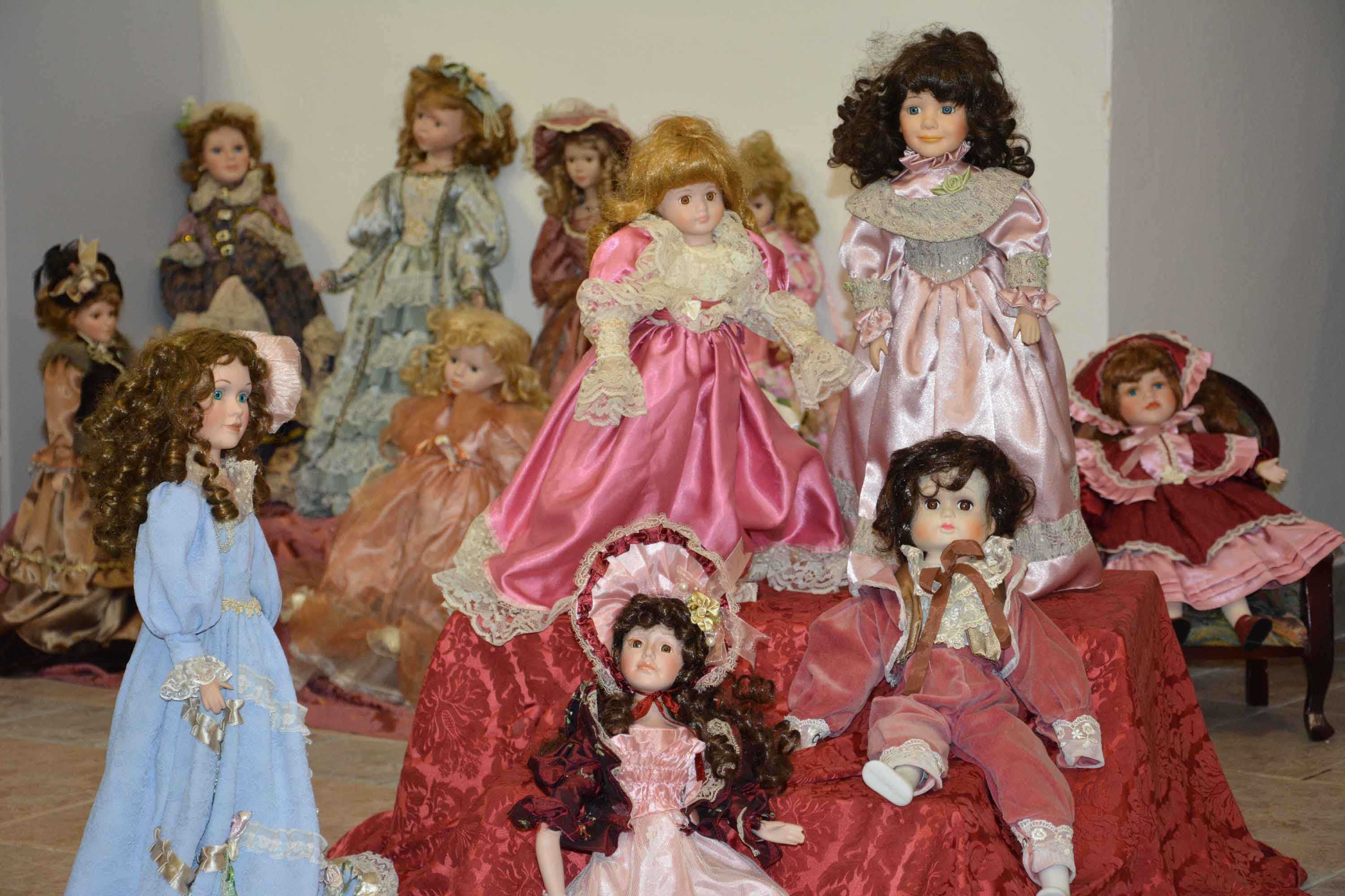 Exhibition of dolls and toys